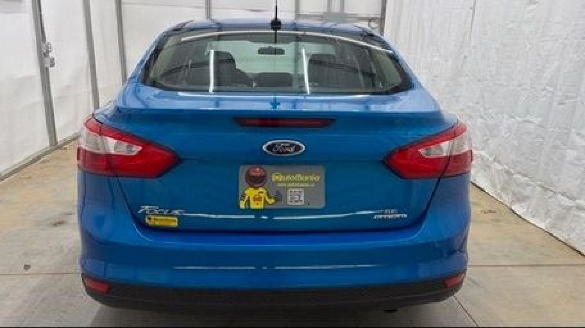 2014 Blue Ford Focus SE (1FADP3F2XEL) with an 2L I-4 gasoline direct injection engine, located at 1806 Veterans Memorial Hwy SW, Austell, GA, 30168, (770) 944-9558, 33.817959, -84.606987 - Why Choose Automania? At Automania, we make car buying easy and stress-free, with over 20 years serving Austell, GA and the surrounding communities. WE FINANCE GOOD AND NOT SO GOOD CREDIT, we work with all credit types, and every vehicle comes with a free vehicle history report so you know its backg- Photo#4