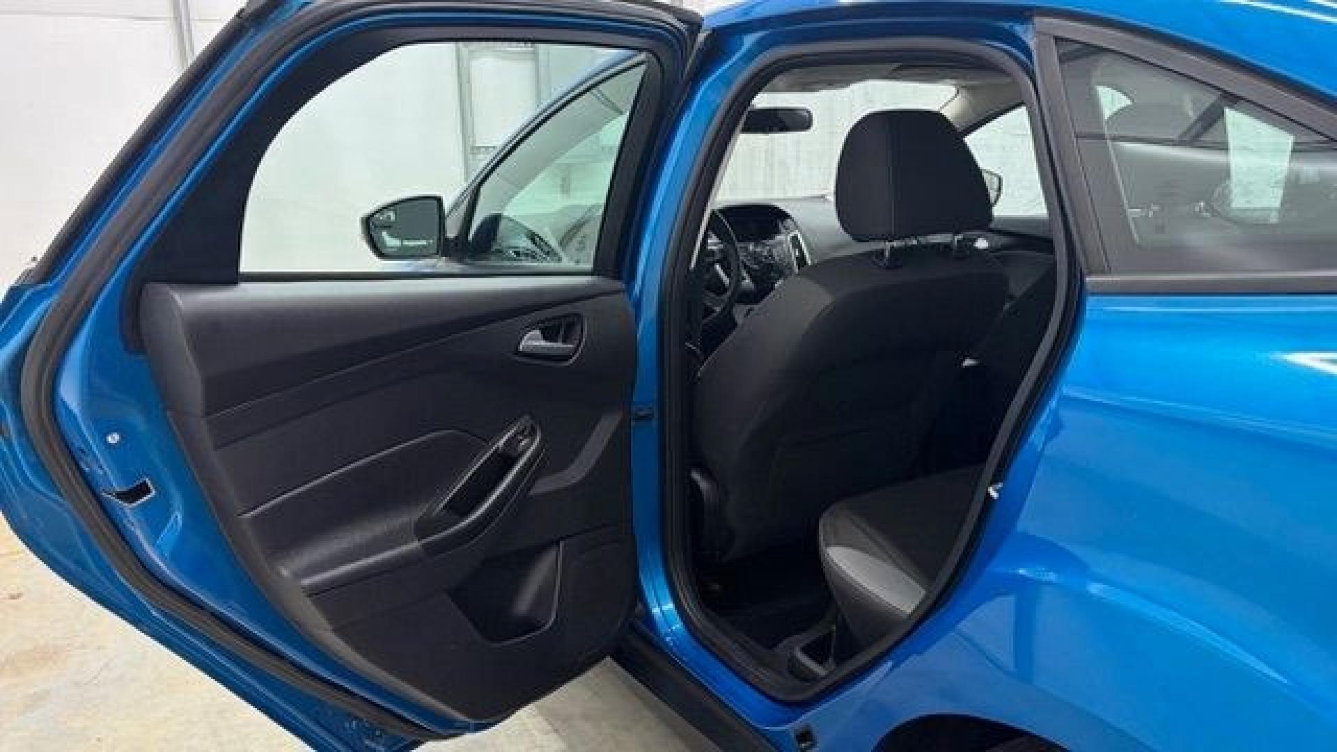 2014 Blue Ford Focus SE (1FADP3F2XEL) with an 2L I-4 gasoline direct injection engine, located at 1806 Veterans Memorial Hwy SW, Austell, GA, 30168, (770) 944-9558, 33.817959, -84.606987 - Why Choose Automania? At Automania, we make car buying easy and stress-free, with over 20 years serving Austell, GA and the surrounding communities. WE FINANCE GOOD AND NOT SO GOOD CREDIT, we work with all credit types, and every vehicle comes with a free vehicle history report so you know its backg- Photo#13