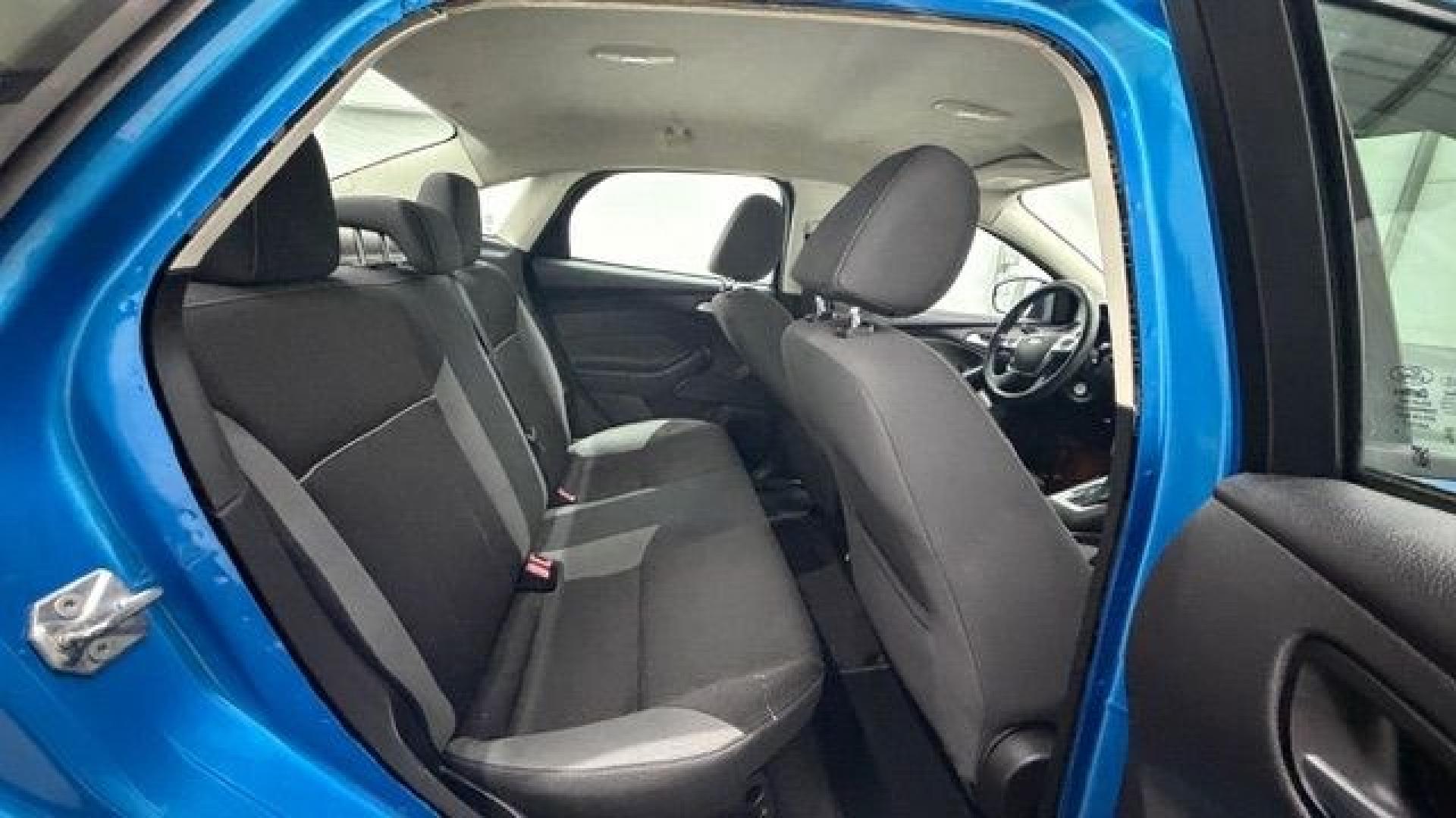 2014 Blue Ford Focus SE (1FADP3F2XEL) with an 2L I-4 gasoline direct injection engine, located at 1806 Veterans Memorial Hwy SW, Austell, GA, 30168, (770) 944-9558, 33.817959, -84.606987 - Why Choose Automania? At Automania, we make car buying easy and stress-free, with over 20 years serving Austell, GA and the surrounding communities. WE FINANCE GOOD AND NOT SO GOOD CREDIT, we work with all credit types, and every vehicle comes with a free vehicle history report so you know its backg- Photo#16