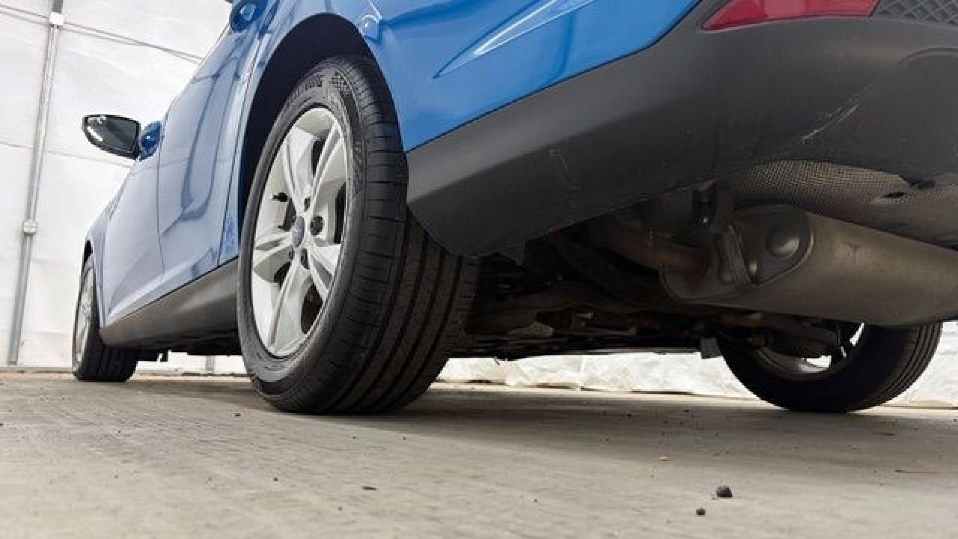 2014 Blue Ford Focus SE (1FADP3F2XEL) with an 2L I-4 gasoline direct injection engine, located at 1806 Veterans Memorial Hwy SW, Austell, GA, 30168, (770) 944-9558, 33.817959, -84.606987 - Why Choose Automania? At Automania, we make car buying easy and stress-free, with over 20 years serving Austell, GA and the surrounding communities. WE FINANCE GOOD AND NOT SO GOOD CREDIT, we work with all credit types, and every vehicle comes with a free vehicle history report so you know its backg- Photo#20