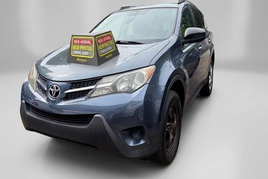 photo of 2014 Toyota RAV4 LE