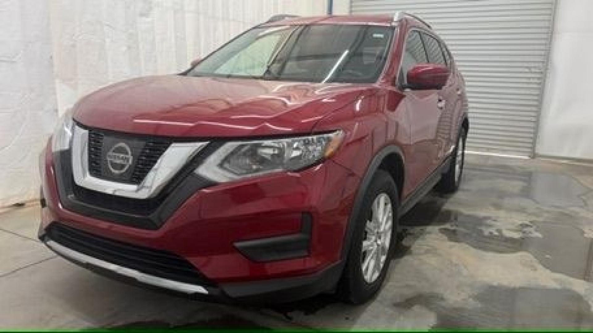 2017 Red Nissan Rogue SV (JN8AT2MT1HW) with an 2.5L I-4 DOHC engine, located at 1806 Veterans Memorial Hwy SW, Austell, GA, 30168, (770) 944-9558, 33.817959, -84.606987- Photo#0