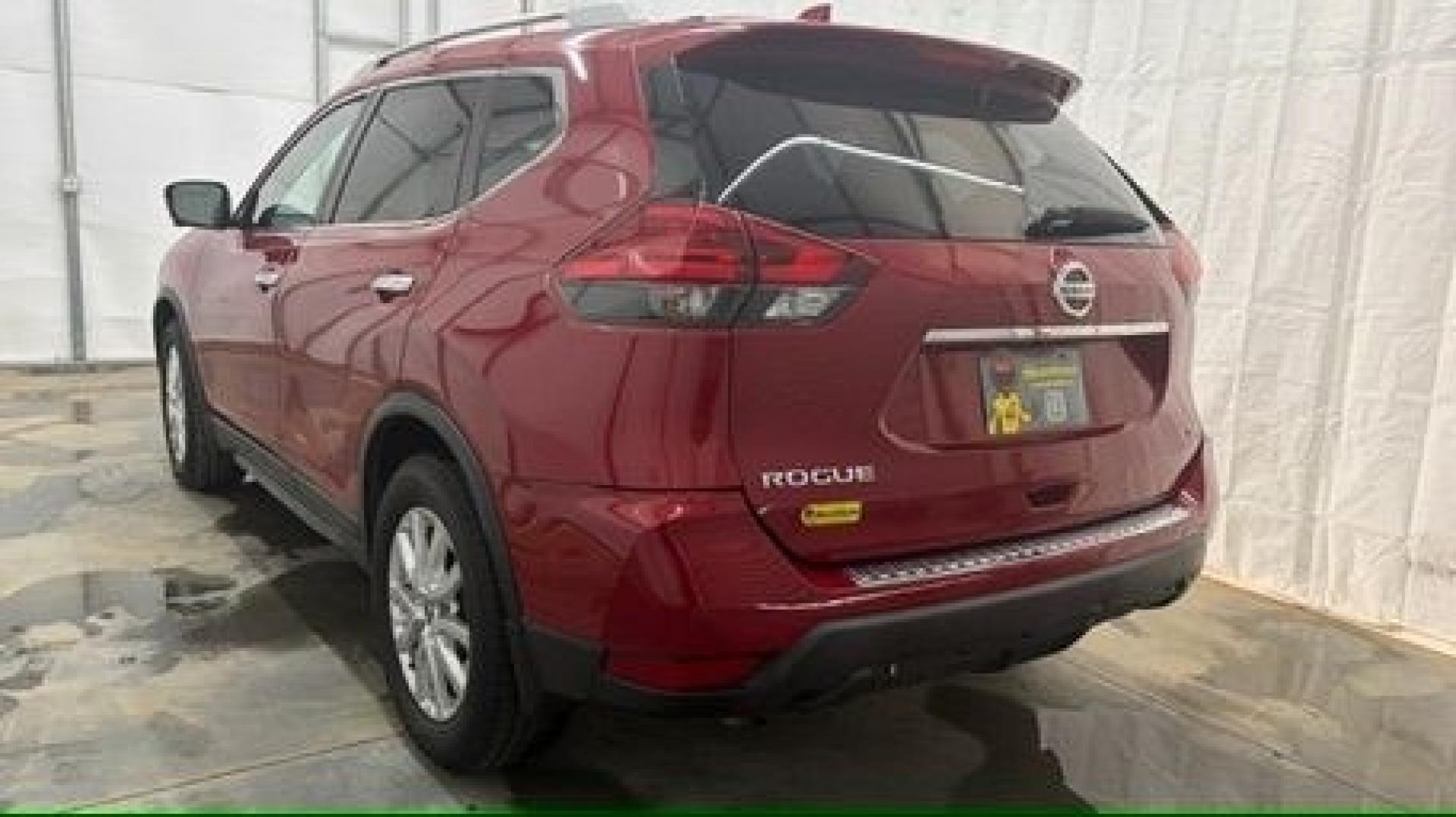2017 Red Nissan Rogue SV (JN8AT2MT1HW) with an 2.5L I-4 DOHC engine, located at 1806 Veterans Memorial Hwy SW, Austell, GA, 30168, (770) 944-9558, 33.817959, -84.606987- Photo#3