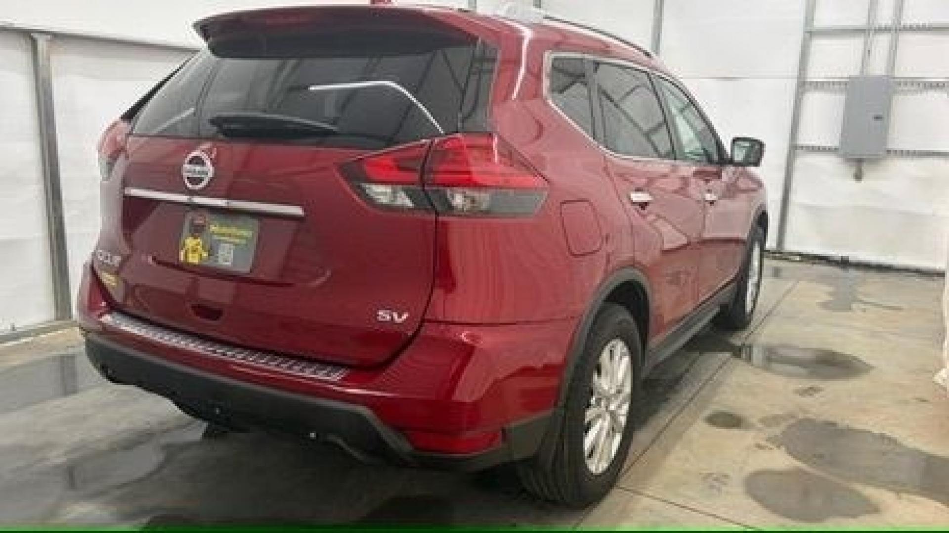 2017 Red Nissan Rogue SV (JN8AT2MT1HW) with an 2.5L I-4 DOHC engine, located at 1806 Veterans Memorial Hwy SW, Austell, GA, 30168, (770) 944-9558, 33.817959, -84.606987- Photo#5