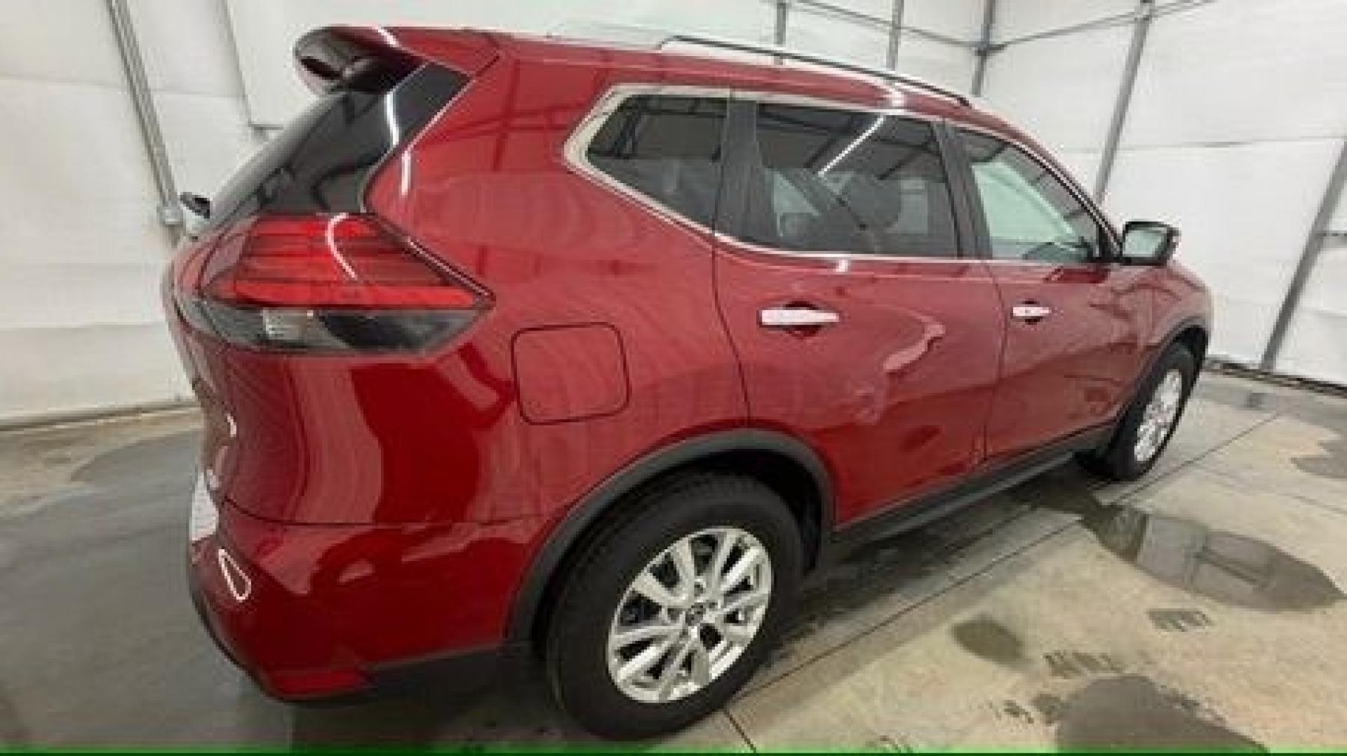 2017 Red Nissan Rogue SV (JN8AT2MT1HW) with an 2.5L I-4 DOHC engine, located at 1806 Veterans Memorial Hwy SW, Austell, GA, 30168, (770) 944-9558, 33.817959, -84.606987- Photo#6