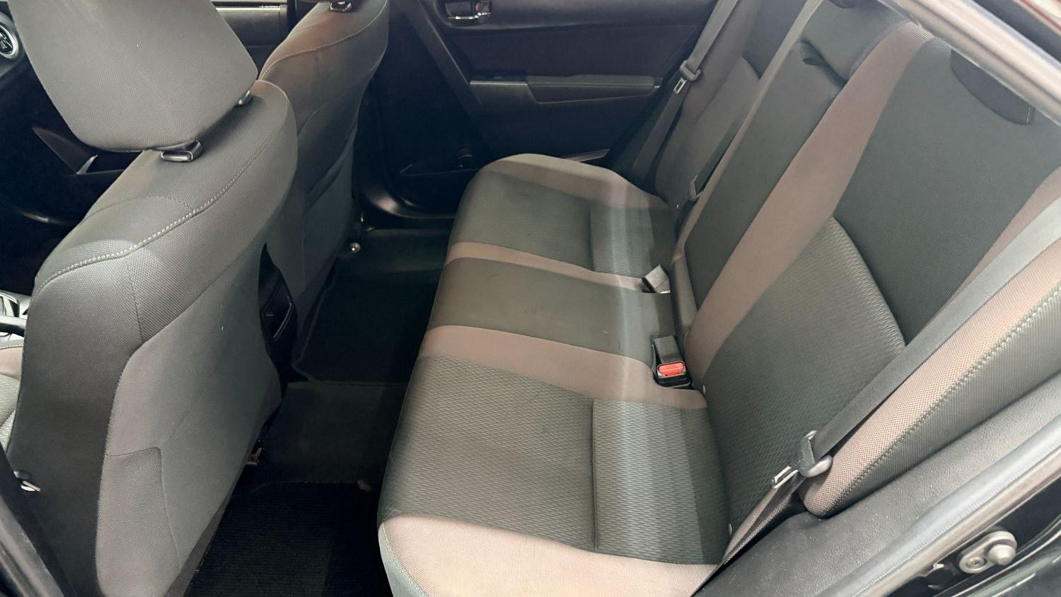 2019 Black Toyota Corolla LE (5YFBURHE2KP) with an 1.8L I-4 DOHC engine, located at 1806 Veterans Memorial Hwy SW, Austell, GA, 30168, (770) 944-9558, 33.817959, -84.606987- Photo#13