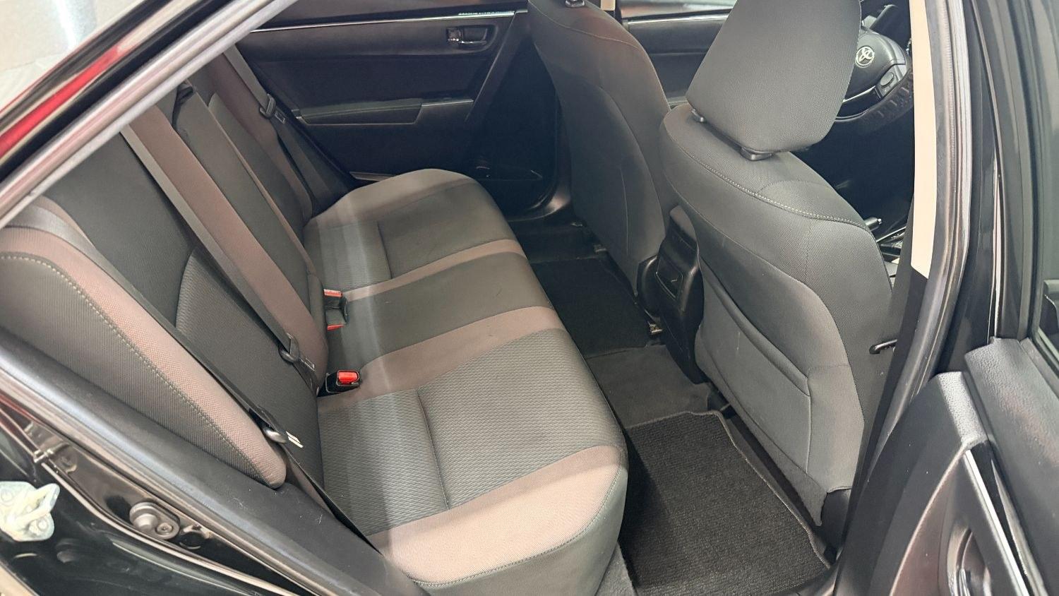 2019 Black Toyota Corolla LE (5YFBURHE2KP) with an 1.8L I-4 DOHC engine, located at 1806 Veterans Memorial Hwy SW, Austell, GA, 30168, (770) 944-9558, 33.817959, -84.606987- Photo#16