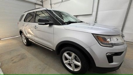 2018 Silver Ford Explorer XLT (1FM5K7DH7JG) , located at 1806 Veterans Memorial Hwy SW, Austell, GA, 30168, (770) 944-9558, 33.817959, -84.606987- Photo#7