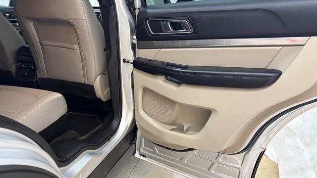 2018 Silver Ford Explorer XLT (1FM5K7DH7JG) , located at 1806 Veterans Memorial Hwy SW, Austell, GA, 30168, (770) 944-9558, 33.817959, -84.606987- Photo#18