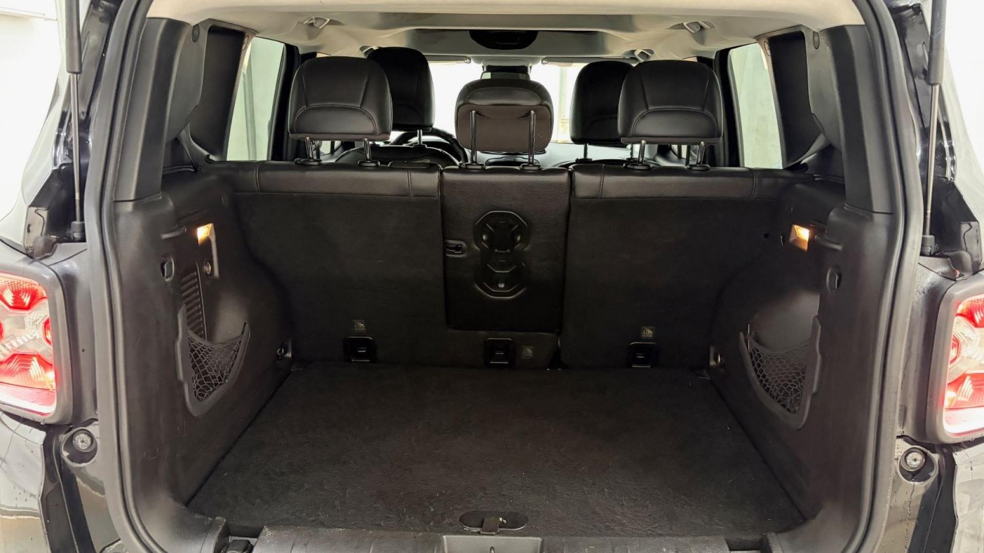 2016 Black Jeep Renegade Limited (ZACCJADT7GP) with an Tigershark MultiAir 2.4L I-4 variable valve contro engine, located at 1806 Veterans Memorial Hwy SW, Austell, GA, 30168, (770) 944-9558, 33.817959, -84.606987- Photo#5