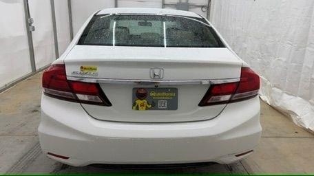 2013 White Honda Civic EX (19XFB2F84DE) with an 1.8L I-4 i-VTEC variable valve control engine, located at 1806 Veterans Memorial Hwy SW, Austell, GA, 30168, (770) 944-9558, 33.817959, -84.606987- Photo#4