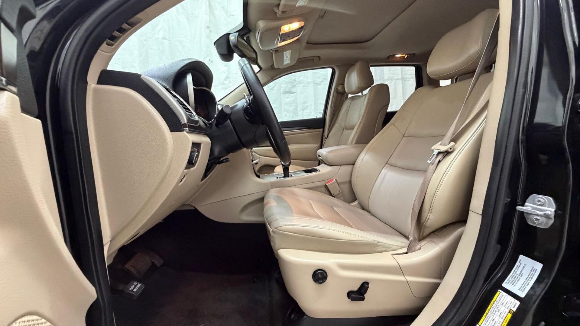 2015 Black Jeep Grand Cherokee Limited (1C4RJEBGXFC) , located at 1806 Veterans Memorial Hwy SW, Austell, GA, 30168, (770) 944-9558, 33.817959, -84.606987- Photo#13