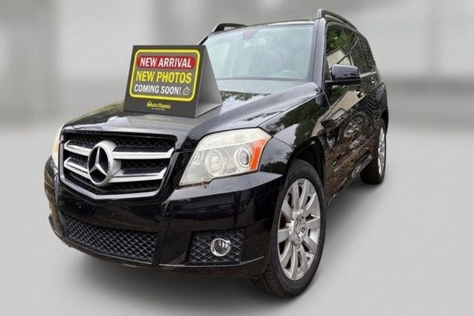 2011 Black Mercedes-Benz GLK 350 4MATIC (WDCGG8HB5BF) with an 3.5L V-6 DOHC engine, located at 1806 Veterans Memorial Hwy SW, Austell, GA, 30168, (770) 944-9558, 33.817959, -84.606987- Photo#0