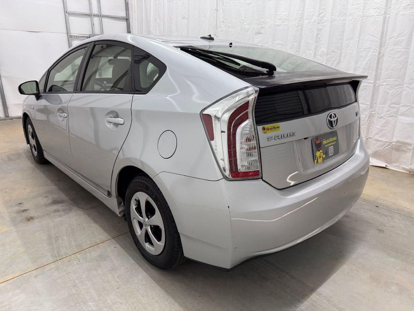 2013 Silver Toyota Prius Three (JTDKN3DU1D5) with an 1.8L I-4 DOHC engine, located at 1806 Veterans Memorial Hwy SW, Austell, GA, 30168, (770) 944-9558, 33.817959, -84.606987- Photo#3