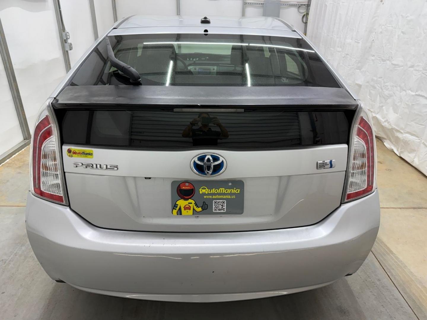 2013 Silver Toyota Prius Three (JTDKN3DU1D5) with an 1.8L I-4 DOHC engine, located at 1806 Veterans Memorial Hwy SW, Austell, GA, 30168, (770) 944-9558, 33.817959, -84.606987- Photo#4