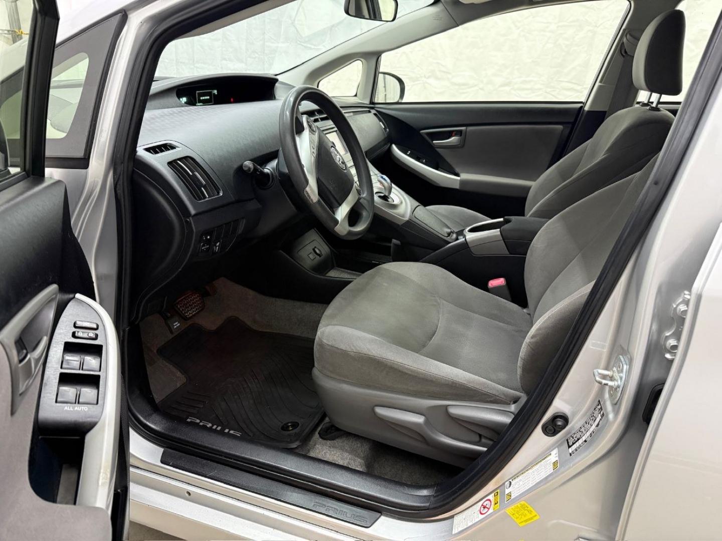 2013 Silver Toyota Prius Three (JTDKN3DU1D5) with an 1.8L I-4 DOHC engine, located at 1806 Veterans Memorial Hwy SW, Austell, GA, 30168, (770) 944-9558, 33.817959, -84.606987- Photo#12
