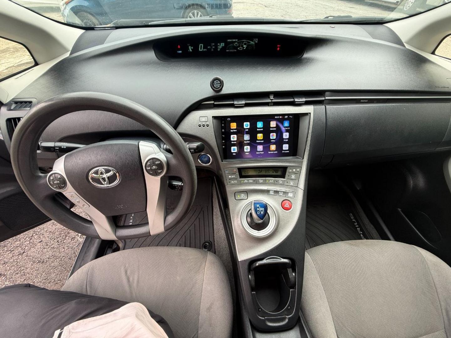 2013 Silver Toyota Prius Three (JTDKN3DU1D5) with an 1.8L I-4 DOHC engine, located at 1806 Veterans Memorial Hwy SW, Austell, GA, 30168, (770) 944-9558, 33.817959, -84.606987- Photo#10
