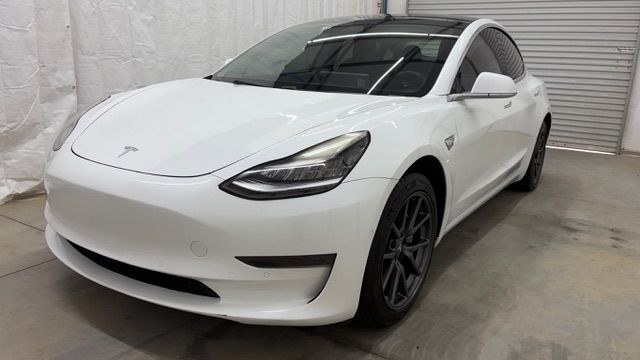 photo of 2019 Tesla Model 3 Standard Range