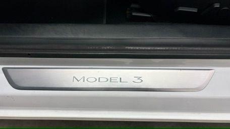 2019 White Tesla Model 3 Standard Range (5YJ3E1EA0KF) , located at 1806 Veterans Memorial Hwy SW, Austell, GA, 30168, (770) 944-9558, 33.817959, -84.606987 - Photo#14