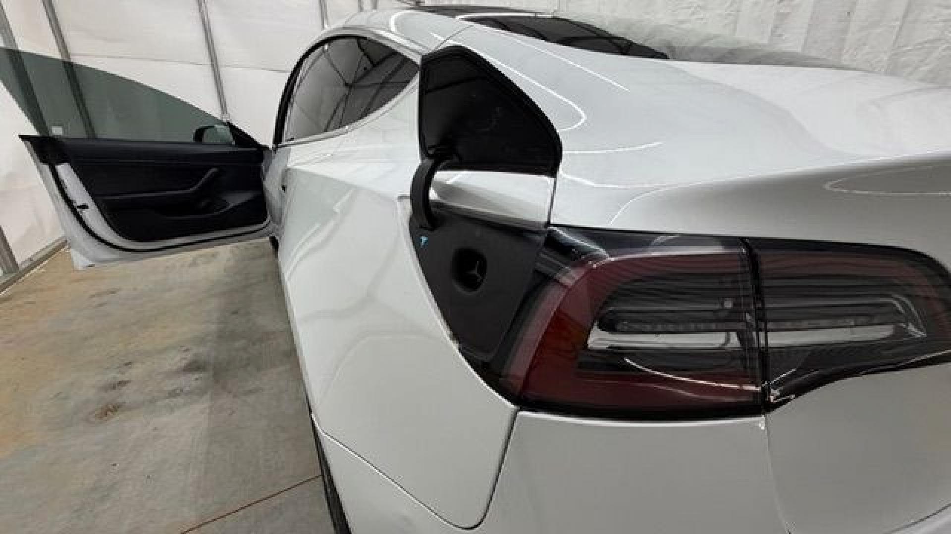 2019 White Tesla Model 3 Standard Range (5YJ3E1EA0KF) , located at 1806 Veterans Memorial Hwy SW, Austell, GA, 30168, (770) 944-9558, 33.817959, -84.606987- Photo#24