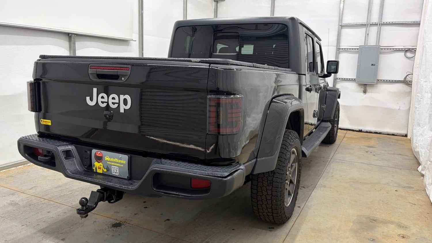 2020 Black Jeep Gladiator Overland 4x4 (1C6HJTFGXLL) with an 3.6L V-6 DOHC engine, located at 1806 Veterans Memorial Hwy SW, Austell, GA, 30168, (770) 944-9558, 33.817959, -84.606987- Photo#5