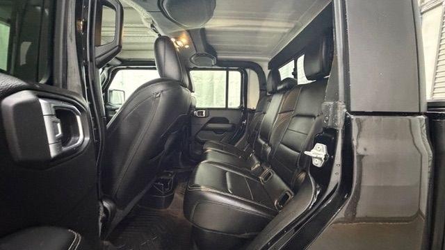 2020 Black Jeep Gladiator Overland 4x4 (1C6HJTFGXLL) with an 3.6L V-6 DOHC engine, located at 1806 Veterans Memorial Hwy SW, Austell, GA, 30168, (770) 944-9558, 33.817959, -84.606987- Photo#14