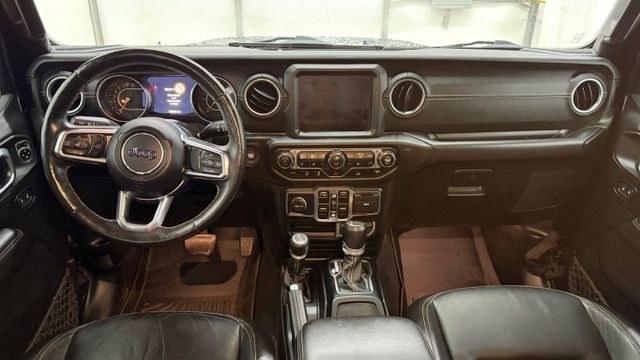 2020 Black Jeep Gladiator Overland 4x4 (1C6HJTFGXLL) with an 3.6L V-6 DOHC engine, located at 1806 Veterans Memorial Hwy SW, Austell, GA, 30168, (770) 944-9558, 33.817959, -84.606987- Photo#15