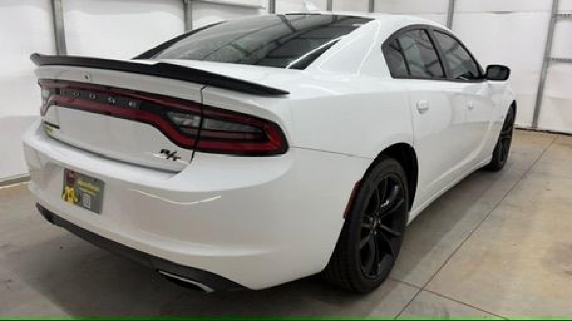 2017 White Dodge Charger R/T RWD (2C3CDXCT1HH) with an HEMI 5.7L V-8 regula engine, located at 1806 Veterans Memorial Hwy SW, Austell, GA, 30168, (770) 944-9558, 33.817959, -84.606987 - This Charger is in good condition and delivers real Hemi power, giving you the kind of performance and presence the Charger is known for. The tires are great, so there's no need to spend extra on replacements, and the paint is in good shape. Inside, the interior is impeccable and looks as good as it- Photo#5