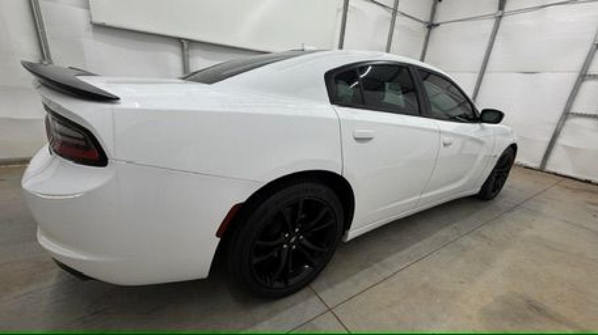 2017 White Dodge Charger R/T RWD (2C3CDXCT1HH) with an HEMI 5.7L V-8 regula engine, located at 1806 Veterans Memorial Hwy SW, Austell, GA, 30168, (770) 944-9558, 33.817959, -84.606987 - This Charger is in good condition and delivers real Hemi power, giving you the kind of performance and presence the Charger is known for. The tires are great, so there's no need to spend extra on replacements, and the paint is in good shape. Inside, the interior is impeccable and looks as good as it- Photo#6
