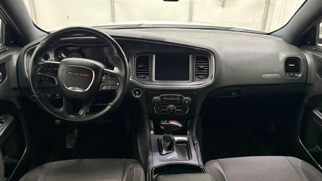 2017 White Dodge Charger R/T RWD (2C3CDXCT1HH) with an HEMI 5.7L V-8 regula engine, located at 1806 Veterans Memorial Hwy SW, Austell, GA, 30168, (770) 944-9558, 33.817959, -84.606987 - This 2017 Dodge Charger R/T delivers serious muscle-sedan performance wrapped in a clean White exterior. Under the hood is a powerful 370-hp 5.7L HEMI V8 paired with a smooth automatic transmission and rear-wheel drive, giving you the aggressive acceleration and confident handling the R/T trim is kn- Photo#15