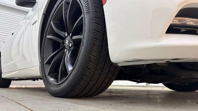 2017 White Dodge Charger R/T RWD (2C3CDXCT1HH) with an HEMI 5.7L V-8 regula engine, located at 1806 Veterans Memorial Hwy SW, Austell, GA, 30168, (770) 944-9558, 33.817959, -84.606987 - This 2017 Dodge Charger R/T delivers serious muscle-sedan performance wrapped in a clean White exterior. Under the hood is a powerful 370-hp 5.7L HEMI V8 paired with a smooth automatic transmission and rear-wheel drive, giving you the aggressive acceleration and confident handling the R/T trim is kn- Photo#18