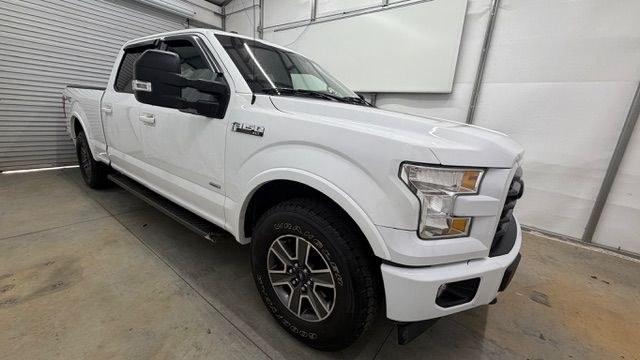 2017 White Ford F-150 XLT (1FTFW1EG3HF) with an EcoBoost 3.5L V-6 gasoline direct injection engine, located at 1806 Veterans Memorial Hwy SW, Austell, GA, 30168, (770) 944-9558, 33.817959, -84.606987- Photo#4