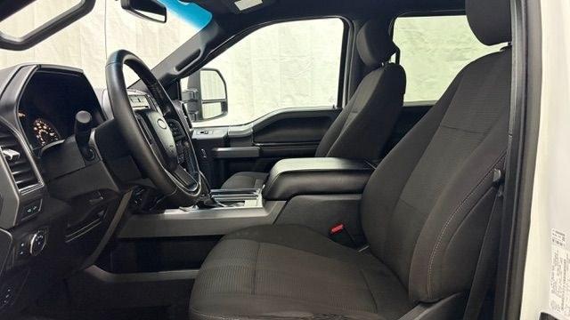 2017 White Ford F-150 XLT (1FTFW1EG3HF) with an EcoBoost 3.5L V-6 gasoline direct injection engine, located at 1806 Veterans Memorial Hwy SW, Austell, GA, 30168, (770) 944-9558, 33.817959, -84.606987- Photo#11