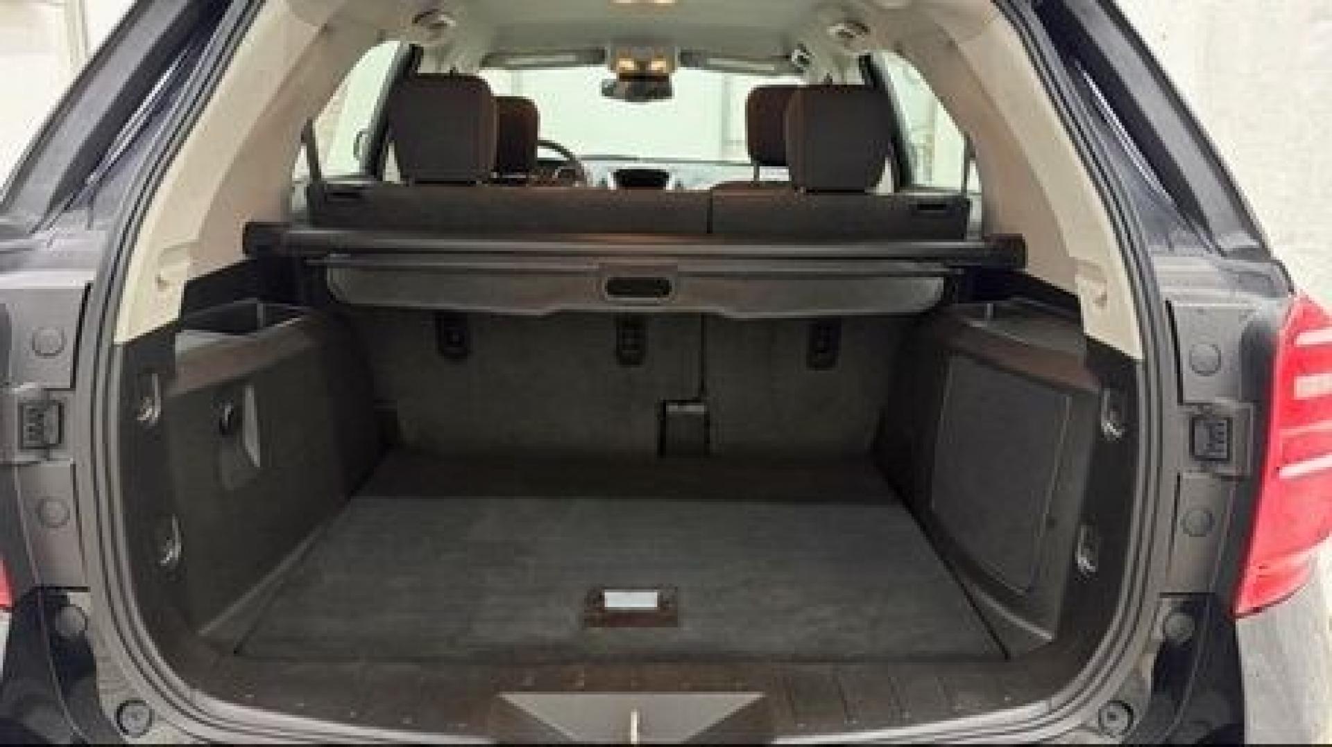 2016 Black Chevrolet Equinox LS (2GNALBEKXG1) with an ECOTEC 2.4L I-4 gasoline direct injection engine, located at 1806 Veterans Memorial Hwy SW, Austell, GA, 30168, (770) 944-9558, 33.817959, -84.606987- Photo#16