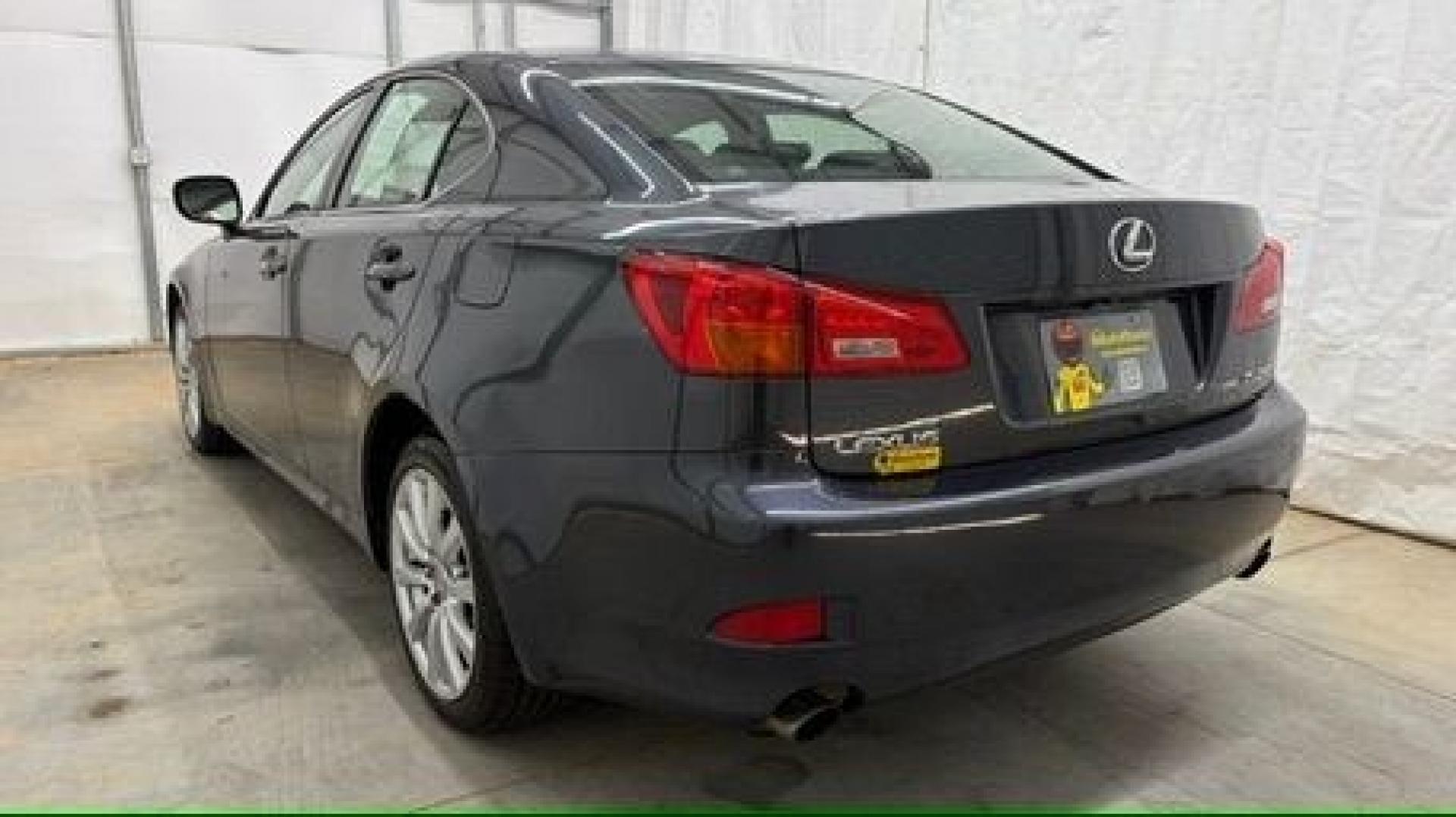 2006 Gray Lexus IS IS 250 AWD (JTHCK262762) with an 2.5L V6 24V DOHC engine, 6-Speed Automatic transmission, located at 1806 Veterans Memorial Hwy SW, Austell, GA, 30168, (770) 944-9558, 33.817959, -84.606987- Photo#3