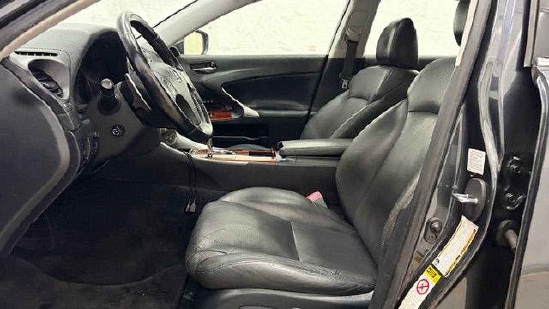2006 Gray Lexus IS IS 250 AWD (JTHCK262762) with an 2.5L V6 24V DOHC engine, 6-Speed Automatic transmission, located at 1806 Veterans Memorial Hwy SW, Austell, GA, 30168, (770) 944-9558, 33.817959, -84.606987- Photo#11