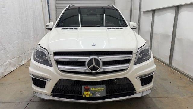 2016 White Mercedes-Benz GL 550 4MATIC (4JGDF7DE8GA) with an 4.7L V-8 gasoline direct injection engine, located at 1806 Veterans Memorial Hwy SW, Austell, GA, 30168, (770) 944-9558, 33.817959, -84.606987 - Why Choose Automania? At Automania, we make car buying easy and stress-free, with over 20 years serving Austell, GA and the surrounding communities. WE FINANCE GOOD AND NOT SO GOOD CREDIT, we work with all credit types, and every vehicle comes with a free vehicle history report so you know its backg- Photo#9