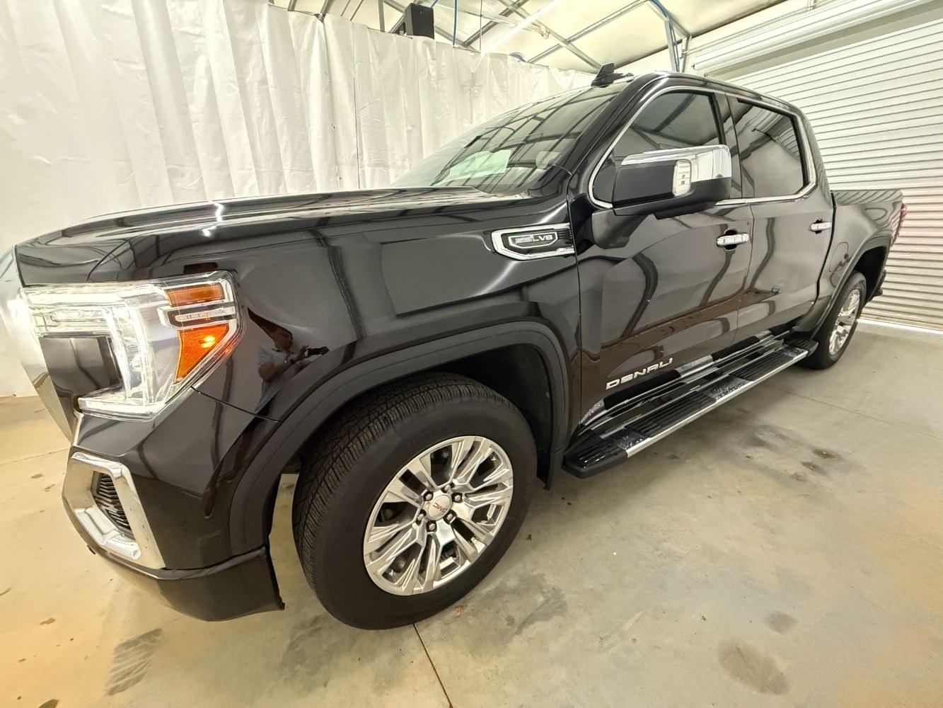 2015 Black GMC Sierra 1500 SLE (3GTU2UEC2FG) with an EcoTec3 4.3L V-6 gasoline direct injection engine, located at 1806 Veterans Memorial Hwy SW, Austell, GA, 30168, (770) 944-9558, 33.817959, -84.606987- Photo#1