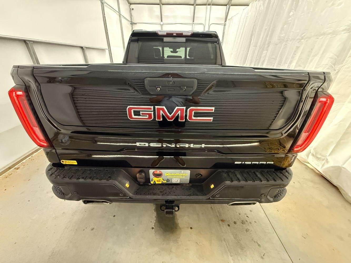 2015 Black GMC Sierra 1500 SLE (3GTU2UEC2FG) with an EcoTec3 4.3L V-6 gasoline direct injection engine, located at 1806 Veterans Memorial Hwy SW, Austell, GA, 30168, (770) 944-9558, 33.817959, -84.606987- Photo#4