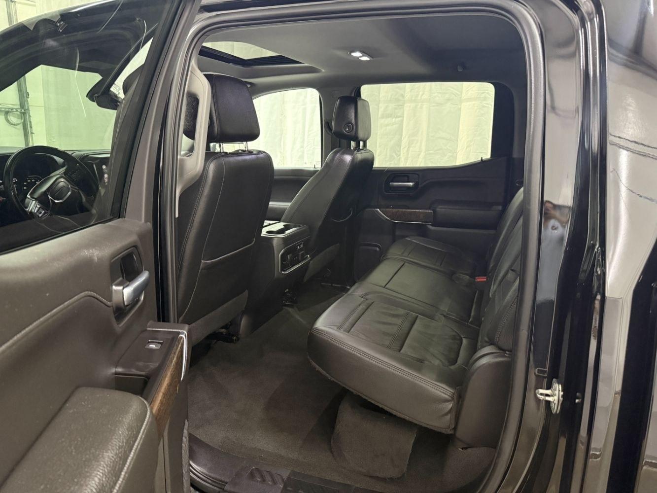2015 Black GMC Sierra 1500 SLE (3GTU2UEC2FG) with an EcoTec3 4.3L V-6 gasoline direct injection engine, located at 1806 Veterans Memorial Hwy SW, Austell, GA, 30168, (770) 944-9558, 33.817959, -84.606987- Photo#11