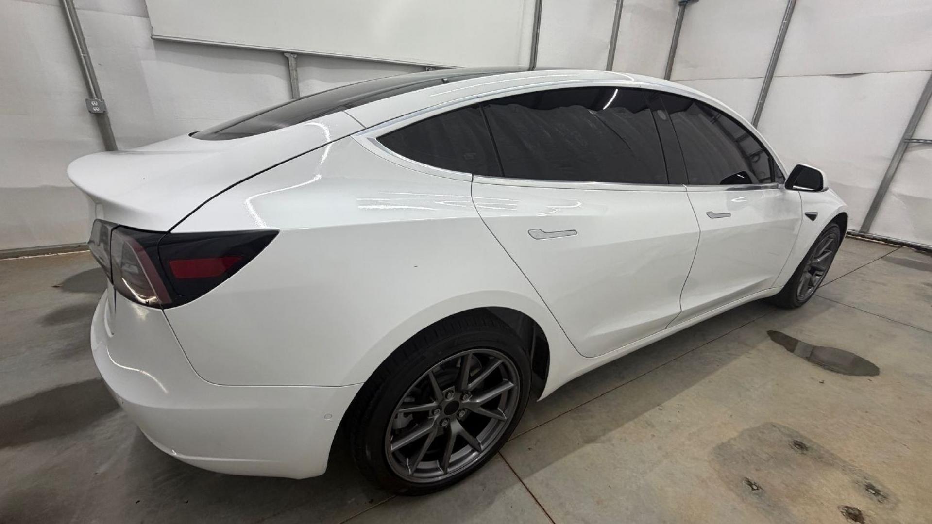 2019 White Tesla Model 3 Mid Range (5YJ3E1EA3KF) with an ELECTRIC engine, 1-Speed Automatic transmission, located at 1806 Veterans Memorial Hwy SW, Austell, GA, 30168, (770) 944-9558, 33.817959, -84.606987 - Why Choose Automania? At Automania, we make car buying easy and stress-free, with over 20 years serving Austell, GA and the surrounding communities. WE FINANCE GOOD AND NOT SO GOOD CREDIT, we work with all credit types, and every vehicle comes with a free vehicle history report so you know its backg- Photo#6