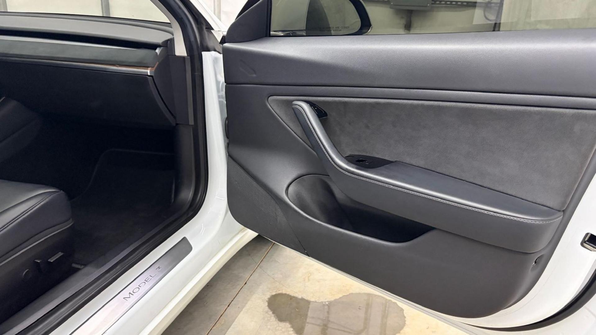 2019 White Tesla Model 3 Mid Range (5YJ3E1EA3KF) with an ELECTRIC engine, 1-Speed Automatic transmission, located at 1806 Veterans Memorial Hwy SW, Austell, GA, 30168, (770) 944-9558, 33.817959, -84.606987 - Why Choose Automania? At Automania, we make car buying easy and stress-free, with over 20 years serving Austell, GA and the surrounding communities. WE FINANCE GOOD AND NOT SO GOOD CREDIT, we work with all credit types, and every vehicle comes with a free vehicle history report so you know its backg- Photo#18