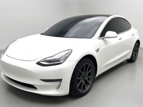 2019 Tesla Model 3 Mid Range