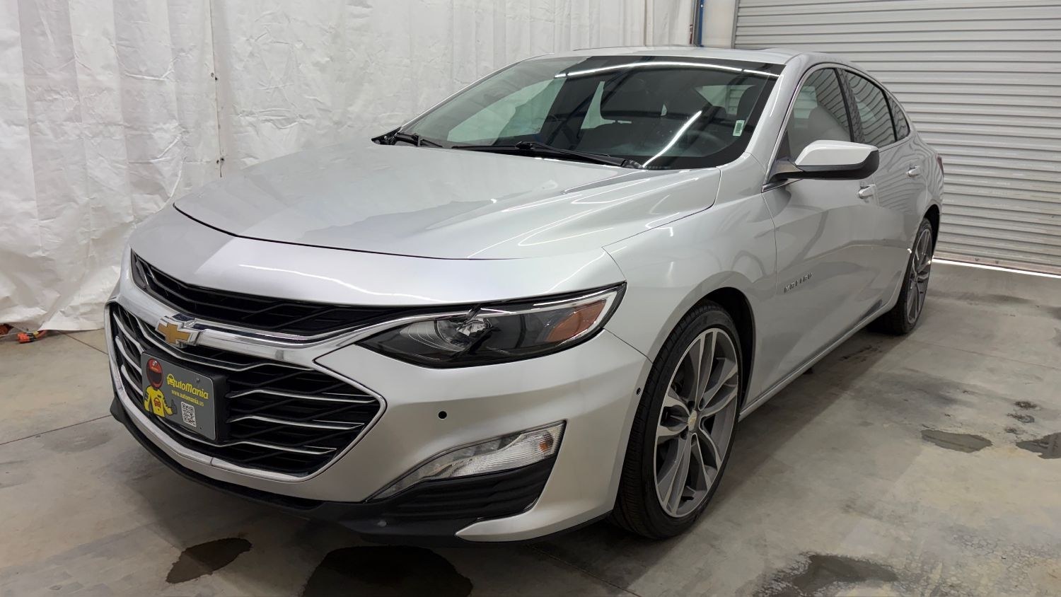 2022 Silver Chevrolet Malibu FWD LT (1G1ZD5ST2NF) with an ECOTEC 1.5L I-4 gasoline direct injection engine, located at 1806 Veterans Memorial Hwy SW, Austell, GA, 30168, (770) 944-9558, 33.817959, -84.606987- Photo#0
