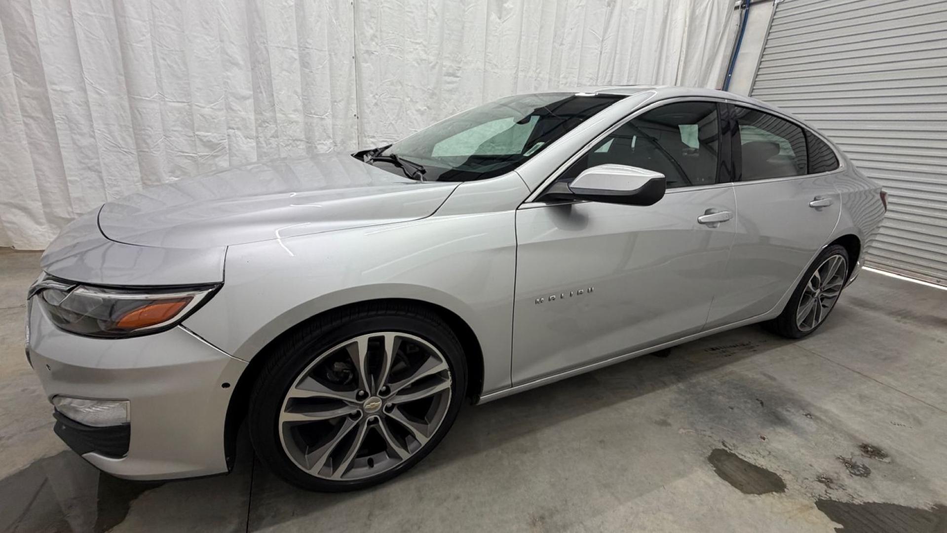 2022 Silver Chevrolet Malibu FWD LT (1G1ZD5ST2NF) with an ECOTEC 1.5L I-4 gasoline direct injection engine, located at 1806 Veterans Memorial Hwy SW, Austell, GA, 30168, (770) 944-9558, 33.817959, -84.606987- Photo#1