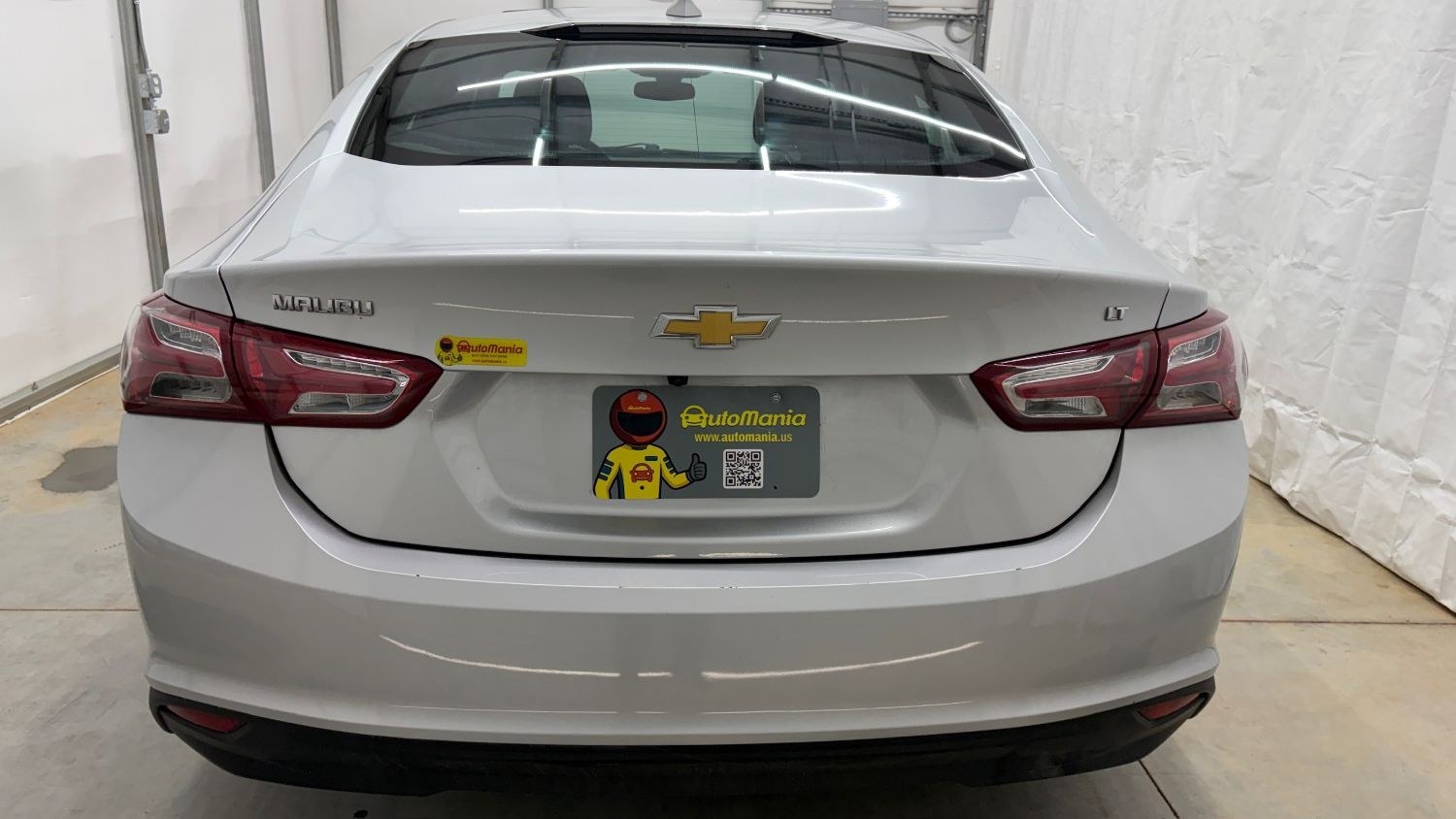 2022 Silver Chevrolet Malibu FWD LT (1G1ZD5ST2NF) with an ECOTEC 1.5L I-4 gasoline direct injection engine, located at 1806 Veterans Memorial Hwy SW, Austell, GA, 30168, (770) 944-9558, 33.817959, -84.606987- Photo#4