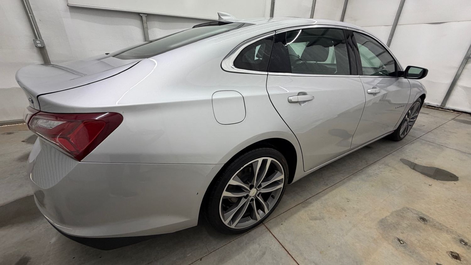 2022 Silver Chevrolet Malibu FWD LT (1G1ZD5ST2NF) with an ECOTEC 1.5L I-4 gasoline direct injection engine, located at 1806 Veterans Memorial Hwy SW, Austell, GA, 30168, (770) 944-9558, 33.817959, -84.606987- Photo#6