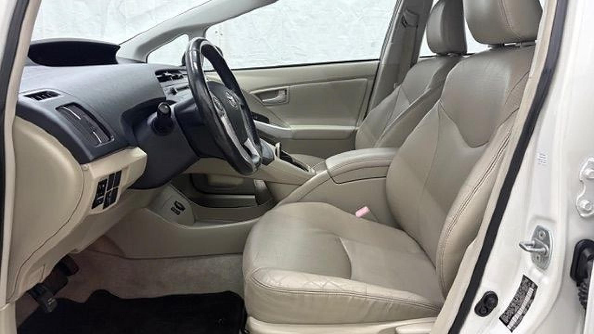 2011 White Toyota Prius Four (JTDKN3DU5B5) with an 1.8L I-4 DOHC engine, located at 1806 Veterans Memorial Hwy SW, Austell, GA, 30168, (770) 944-9558, 33.817959, -84.606987 - Why Choose Automania? At Automania, we make car buying easy and stress-free, with over 20 years serving Austell, GA and the surrounding communities. WE FINANCE GOOD AND NOT SO GOOD CREDIT, we work with all credit types, and every vehicle comes with a free vehicle history report so you know its backg- Photo#11