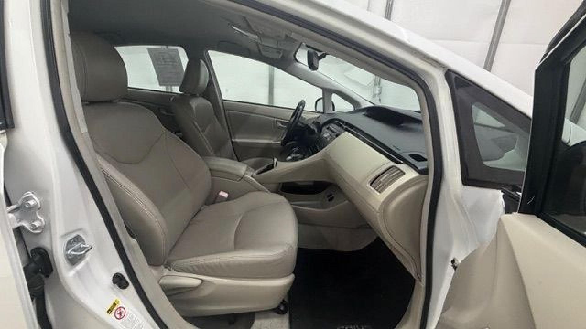 2011 White Toyota Prius Four (JTDKN3DU5B5) with an 1.8L I-4 DOHC engine, located at 1806 Veterans Memorial Hwy SW, Austell, GA, 30168, (770) 944-9558, 33.817959, -84.606987 - Why Choose Automania? At Automania, we make car buying easy and stress-free, with over 20 years serving Austell, GA and the surrounding communities. WE FINANCE GOOD AND NOT SO GOOD CREDIT, we work with all credit types, and every vehicle comes with a free vehicle history report so you know its backg- Photo#17