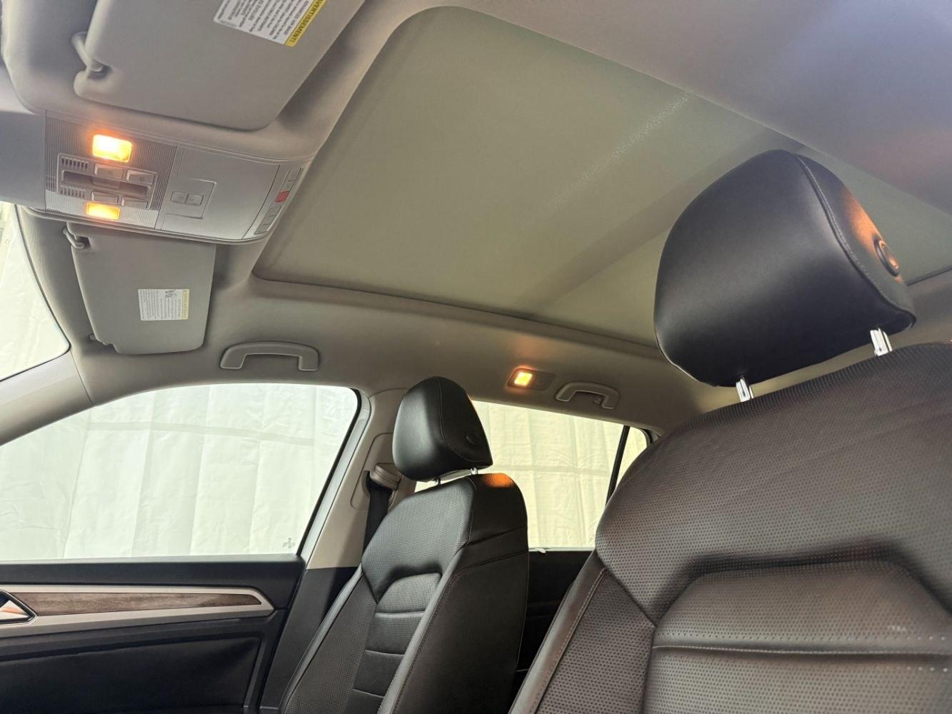 2018 White Volkswagen Atlas 3.6L V6 SEL Premium (1V2NR2CA6JC) with an 3.6L V-6 gasoline direct injection engine, located at 1806 Veterans Memorial Hwy SW, Austell, GA, 30168, (770) 944-9558, 33.817959, -84.606987- Photo#12